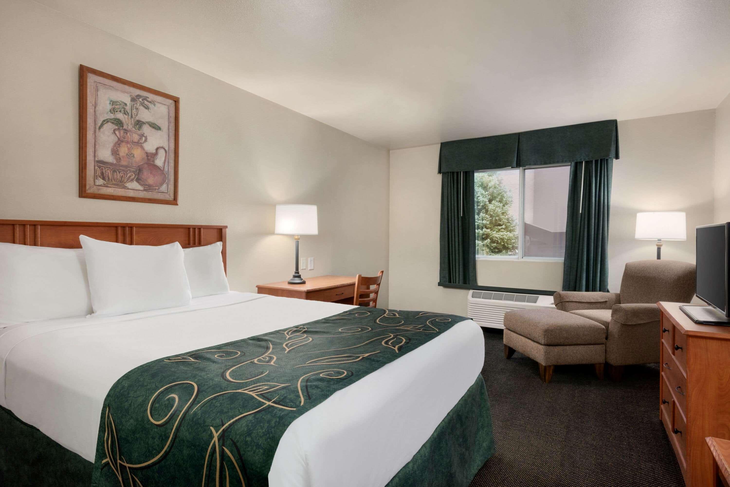 Travelodge By Wyndham Clinton Valley West Court Esterno foto