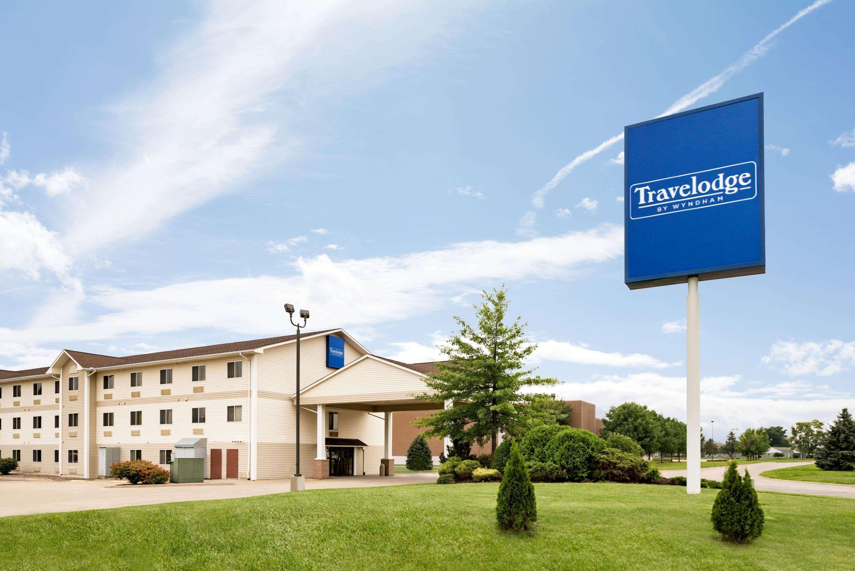 Travelodge By Wyndham Clinton Valley West Court Esterno foto