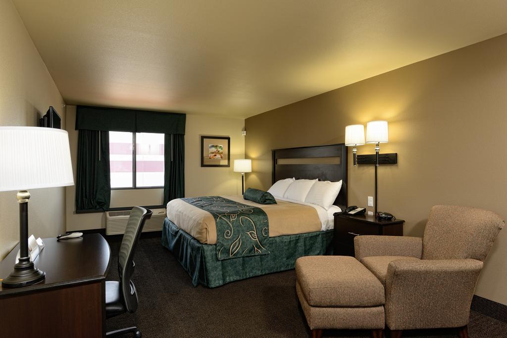 Travelodge By Wyndham Clinton Valley West Court Esterno foto